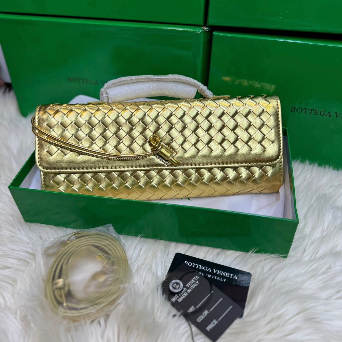 BOTTEGA VENETA Andiamo Clutch-Box Packing