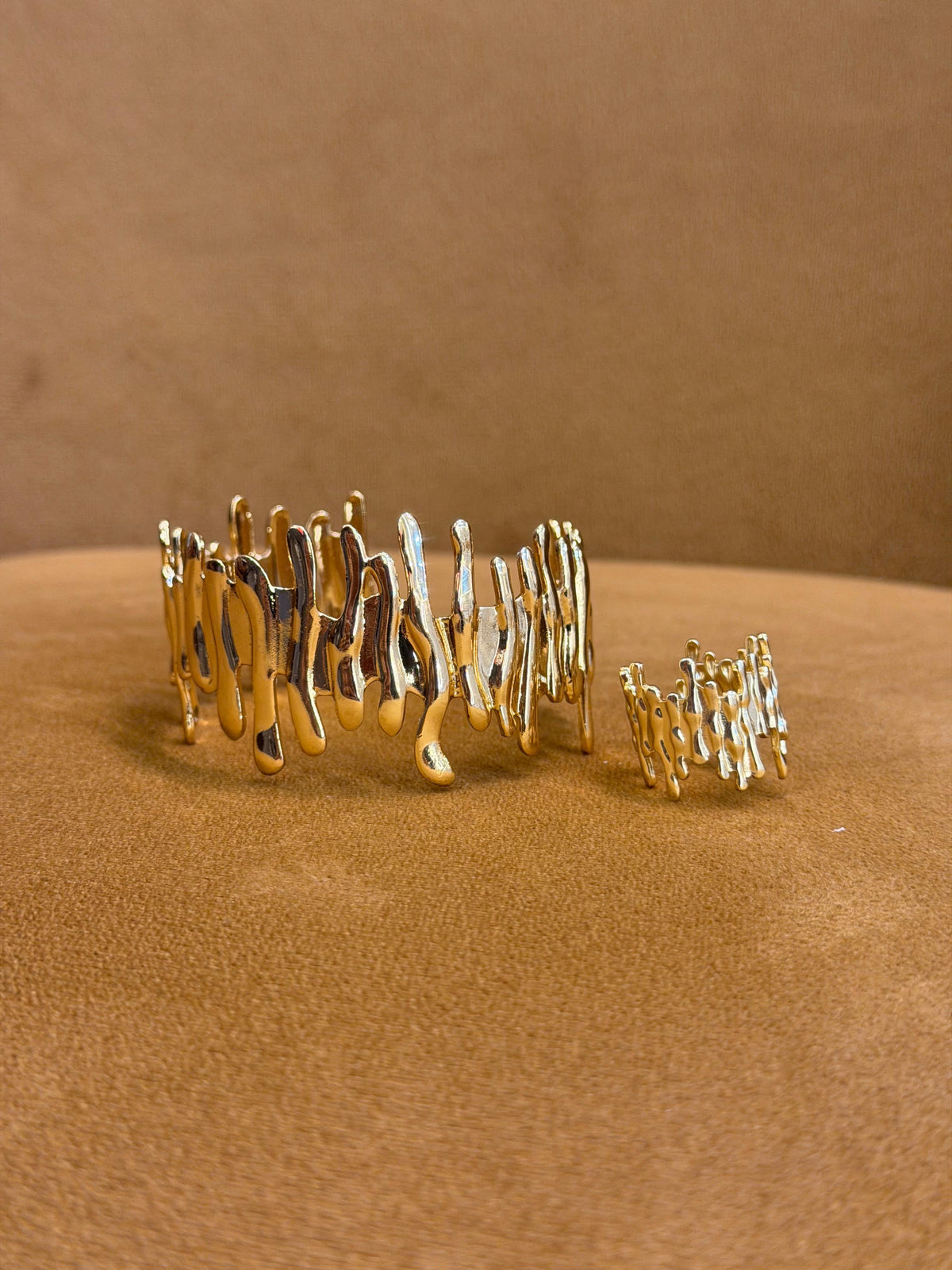 Arm Cuff / Handcuff With Ring (adjustable)