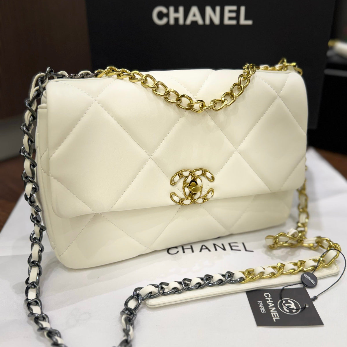 CHANEL 19 Flap Bag-Box Packaging