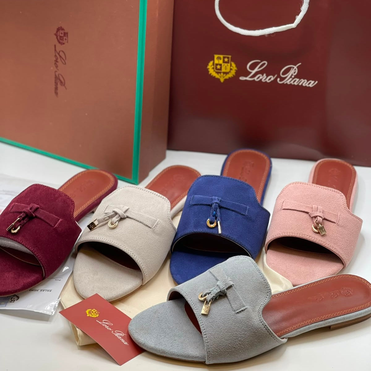 LORO PIANA SUMMER CHARMS - Box Packing