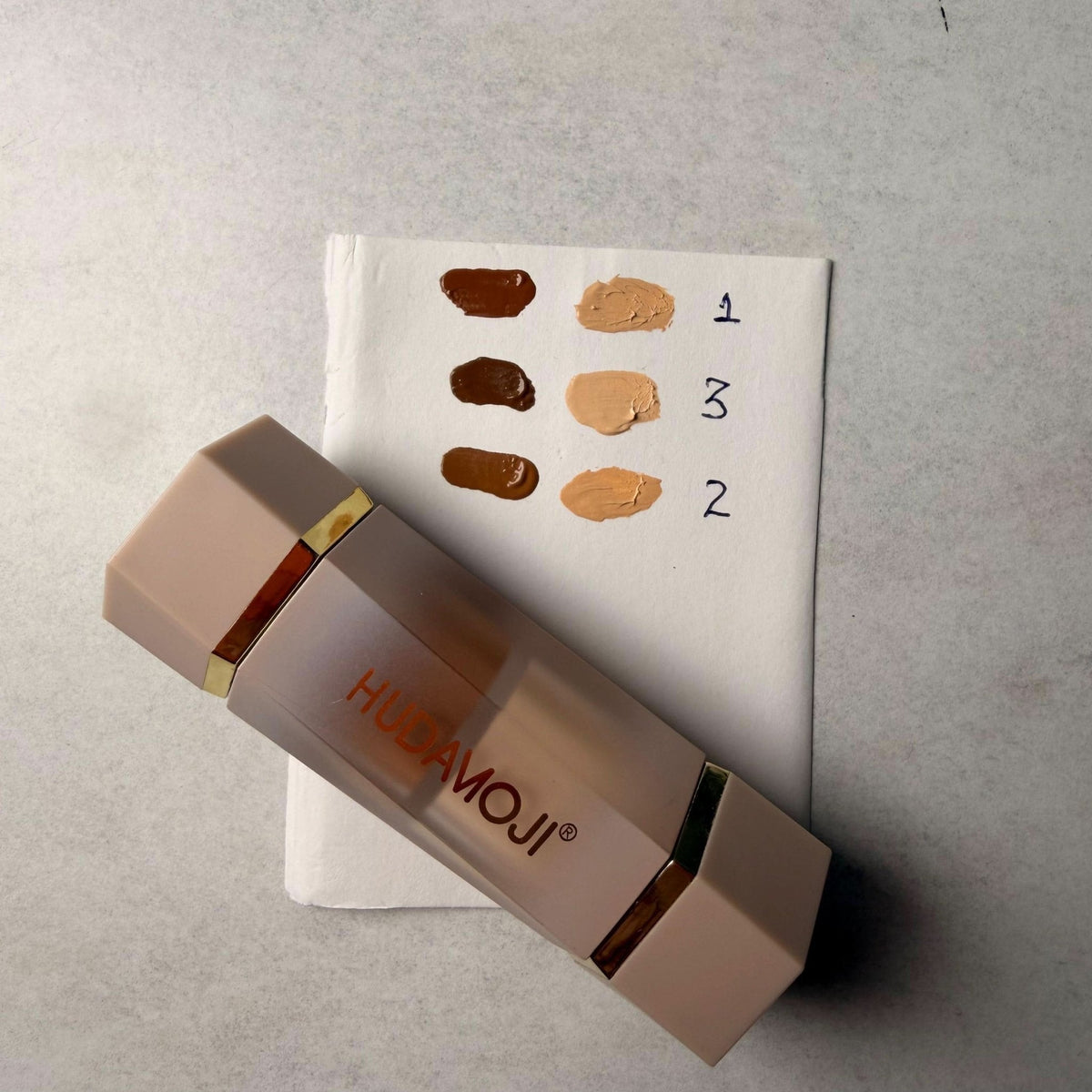 Hudamoji contour concealar