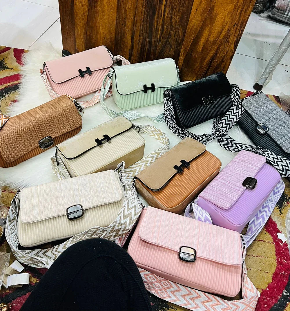 Fleen Crossbody