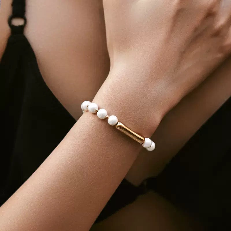 Gold-Plated Pearl Beaded Bracelet