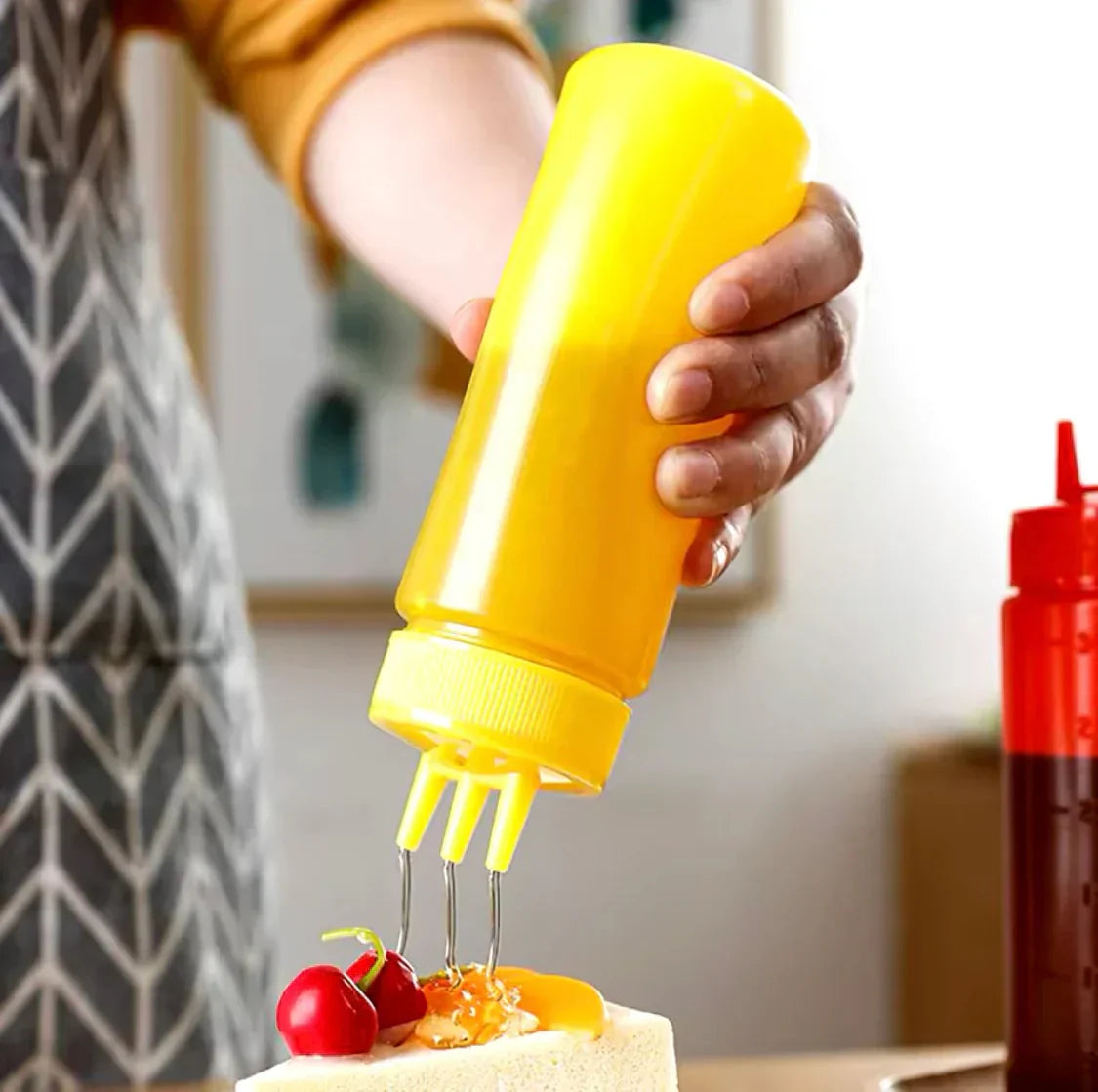 Triple Nozzle Sauce Squeeze Bottle 450ml