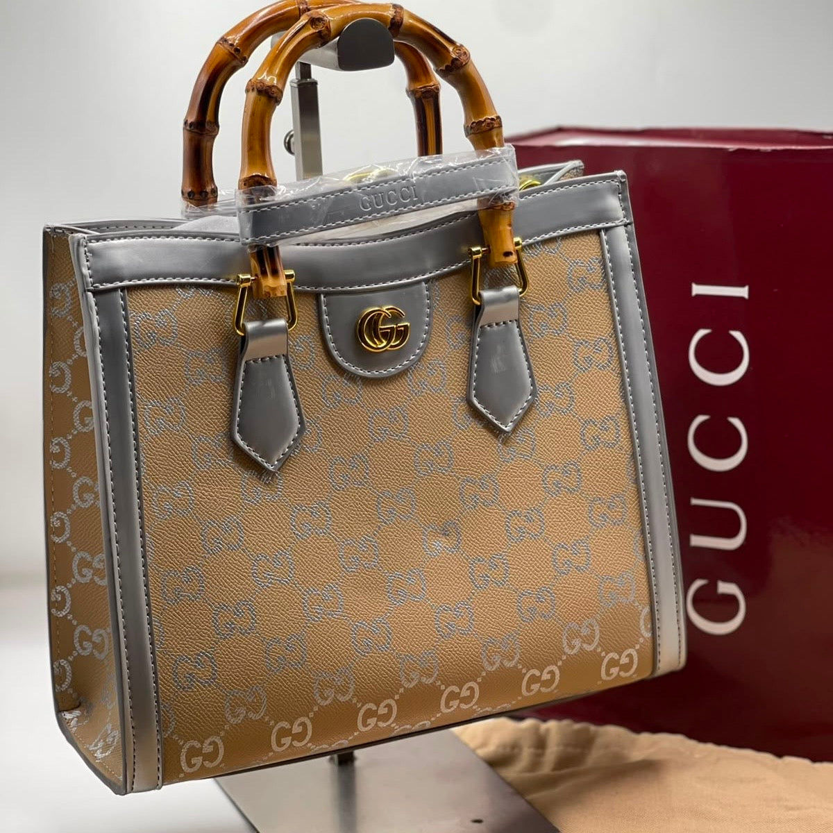 Gucci Diana medium tote bag