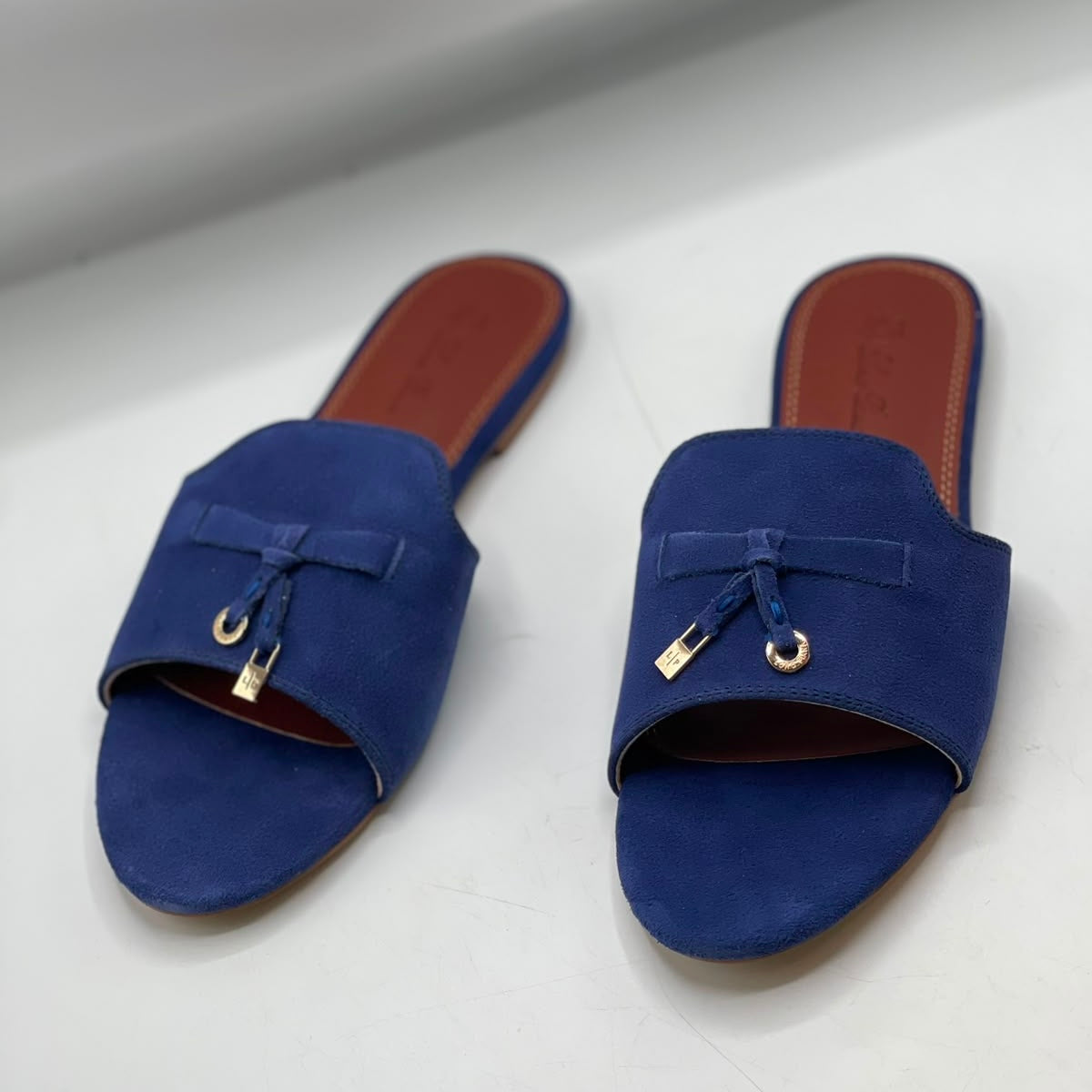 LORO PIANA SUMMER CHARMS - Box Packing
