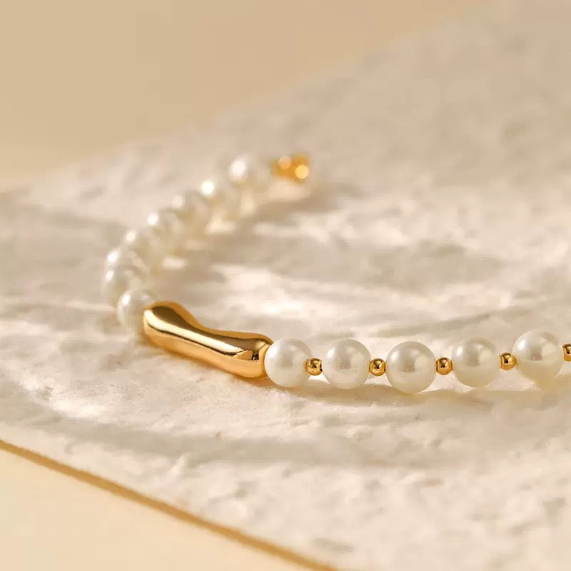 Gold-Plated Pearl Beaded Bracelet