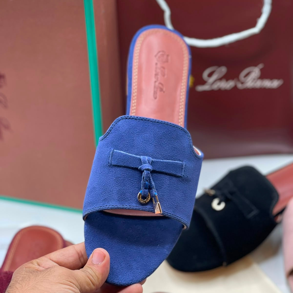 LORO PIANA SUMMER CHARMS - Box Packing