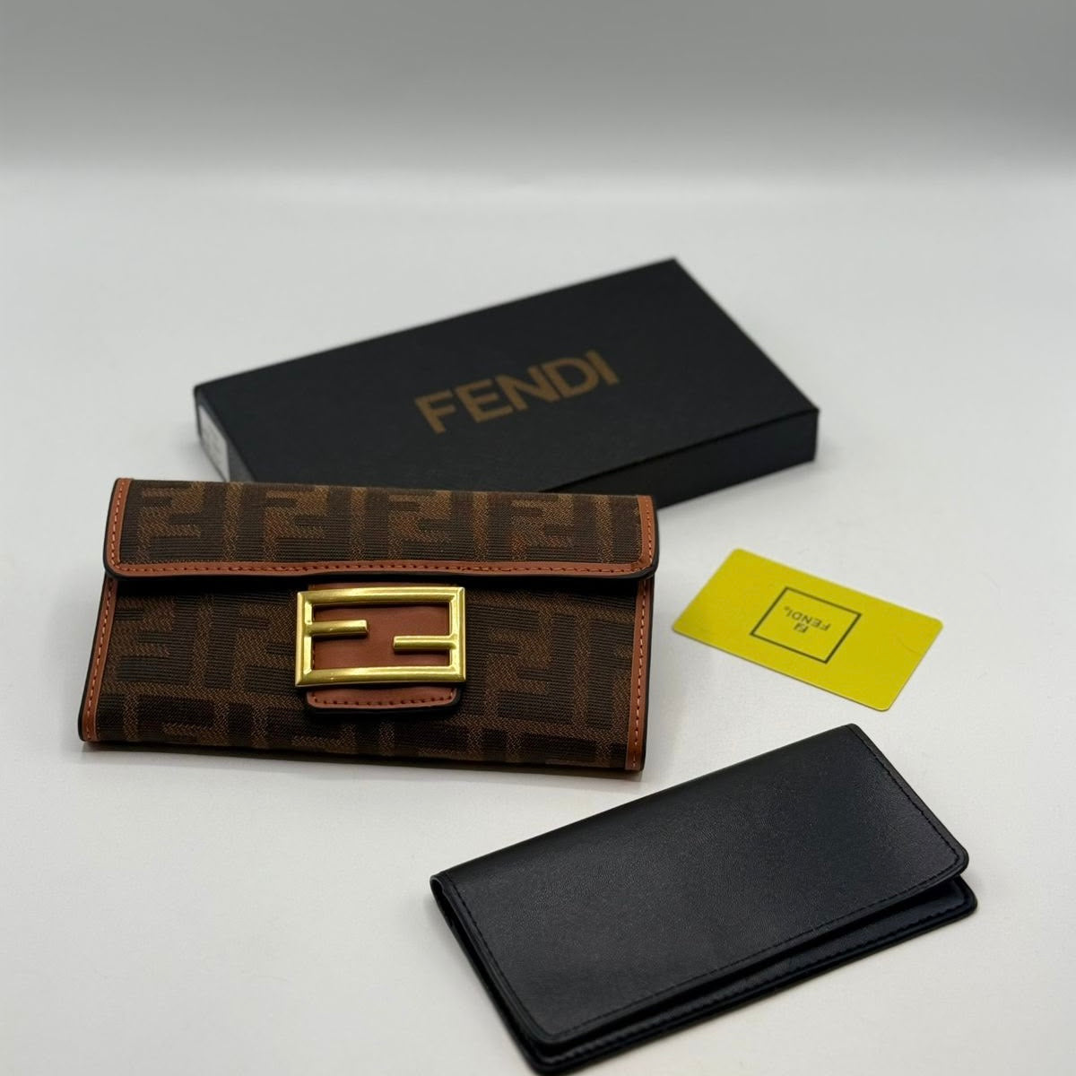 Fendi Wallet- Box Packing