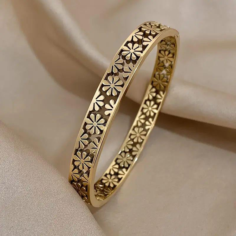 Daisy Handcuff
