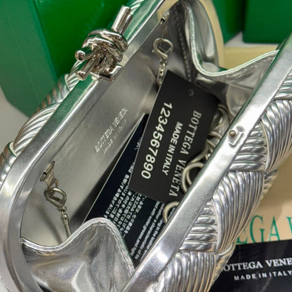 Bottega Venet Clutch-Box Packaging