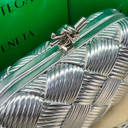 Bottega Venet Clutch-Box Packaging