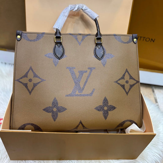 Louis Vuitton On The Go BB Bicolor Monogram Handbag Large - Magnetic Box