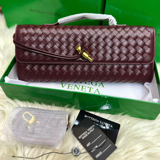BOTTEGA VENETA Andiamo Clutch-Box Packing