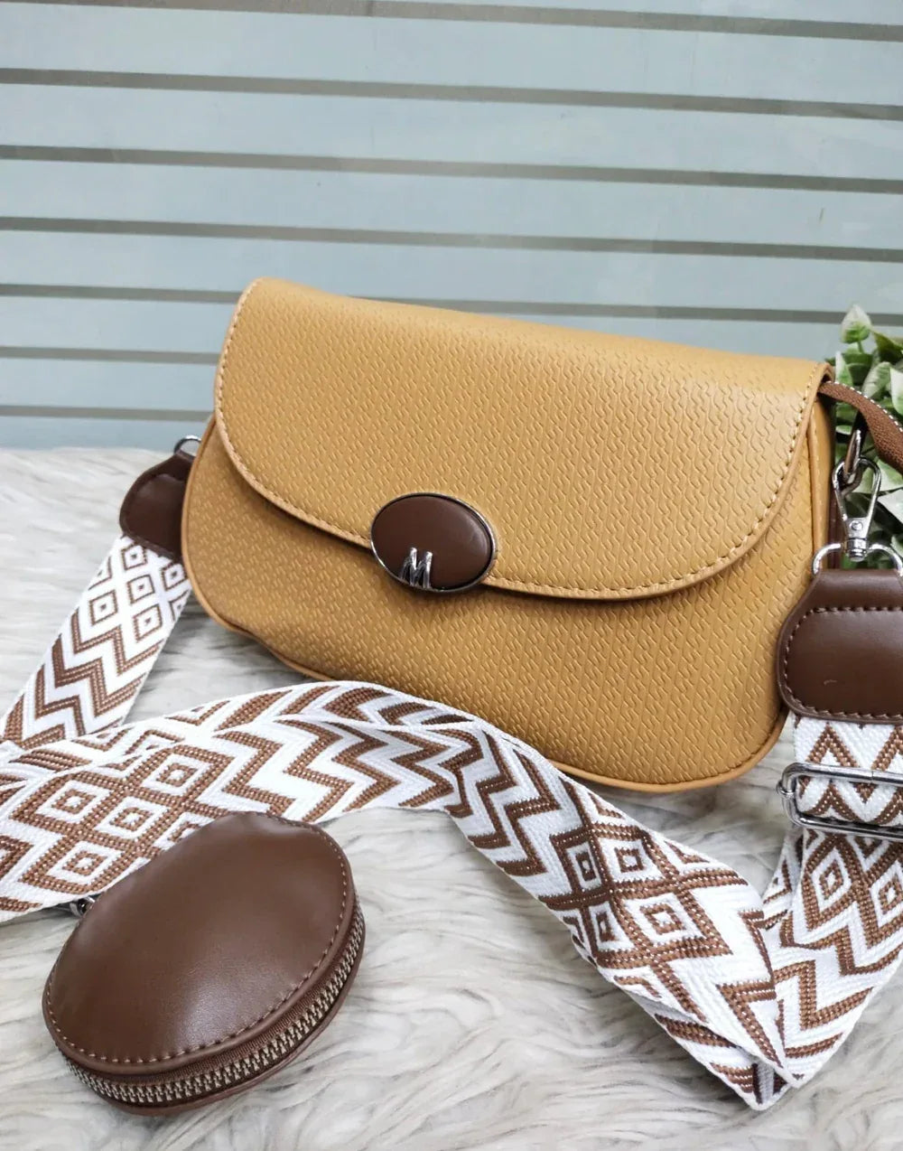 Dusk crossbody