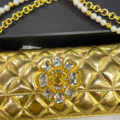 CHANEL Cutch Bag-Magnetic Box