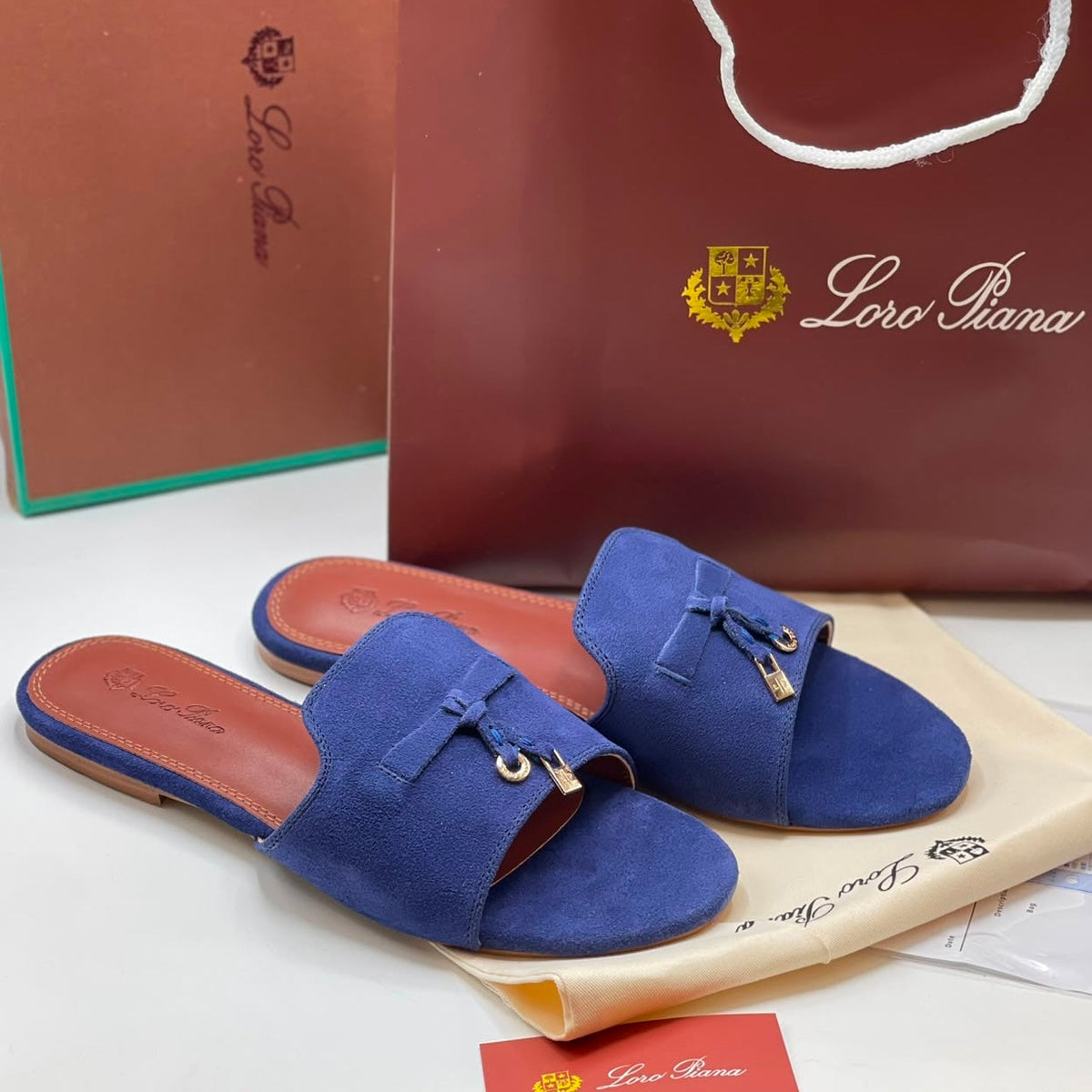 LORO PIANA SUMMER CHARMS - Box Packing