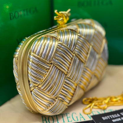 Bottega Venet Clutch-Box Packaging