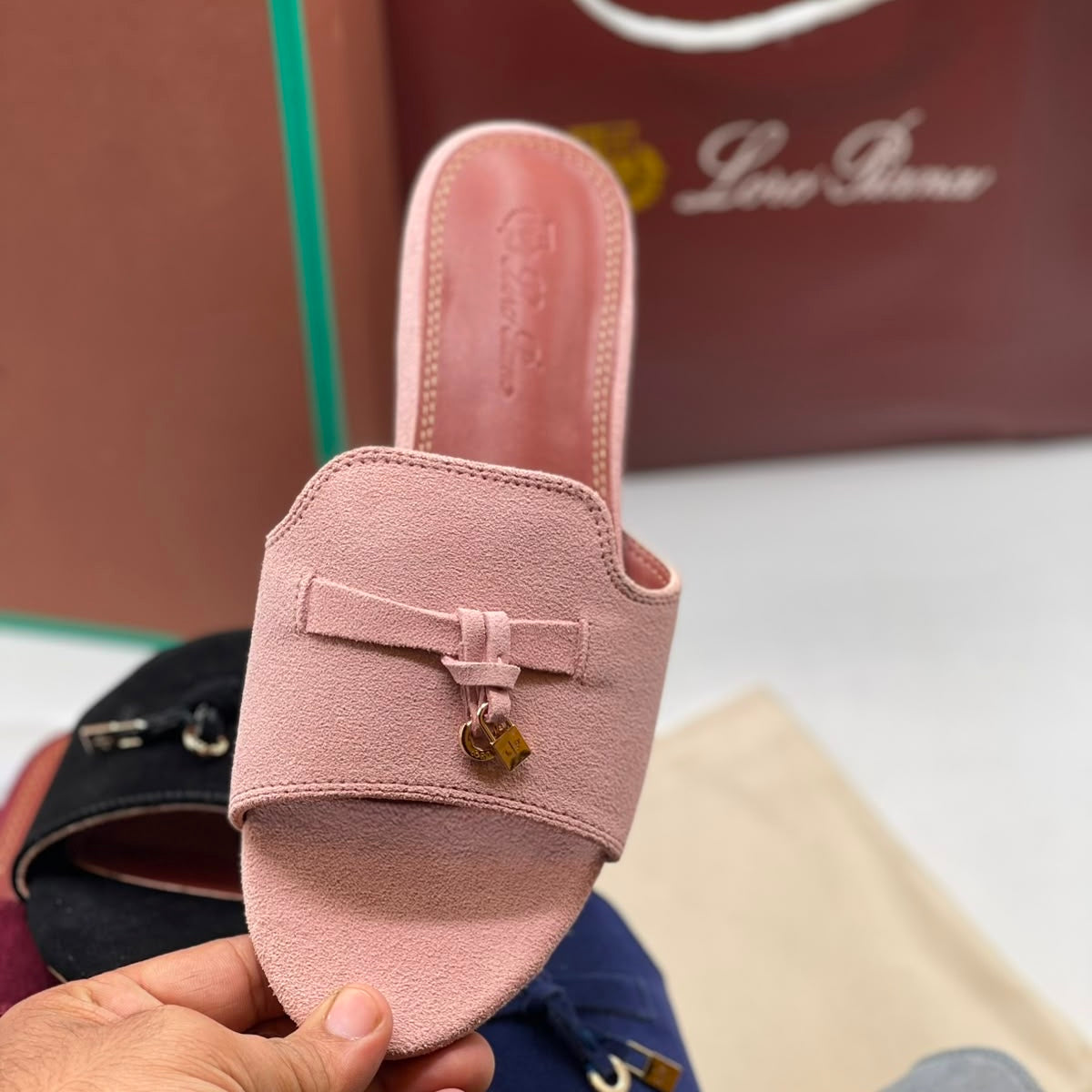 LORO PIANA SUMMER CHARMS - Box Packing