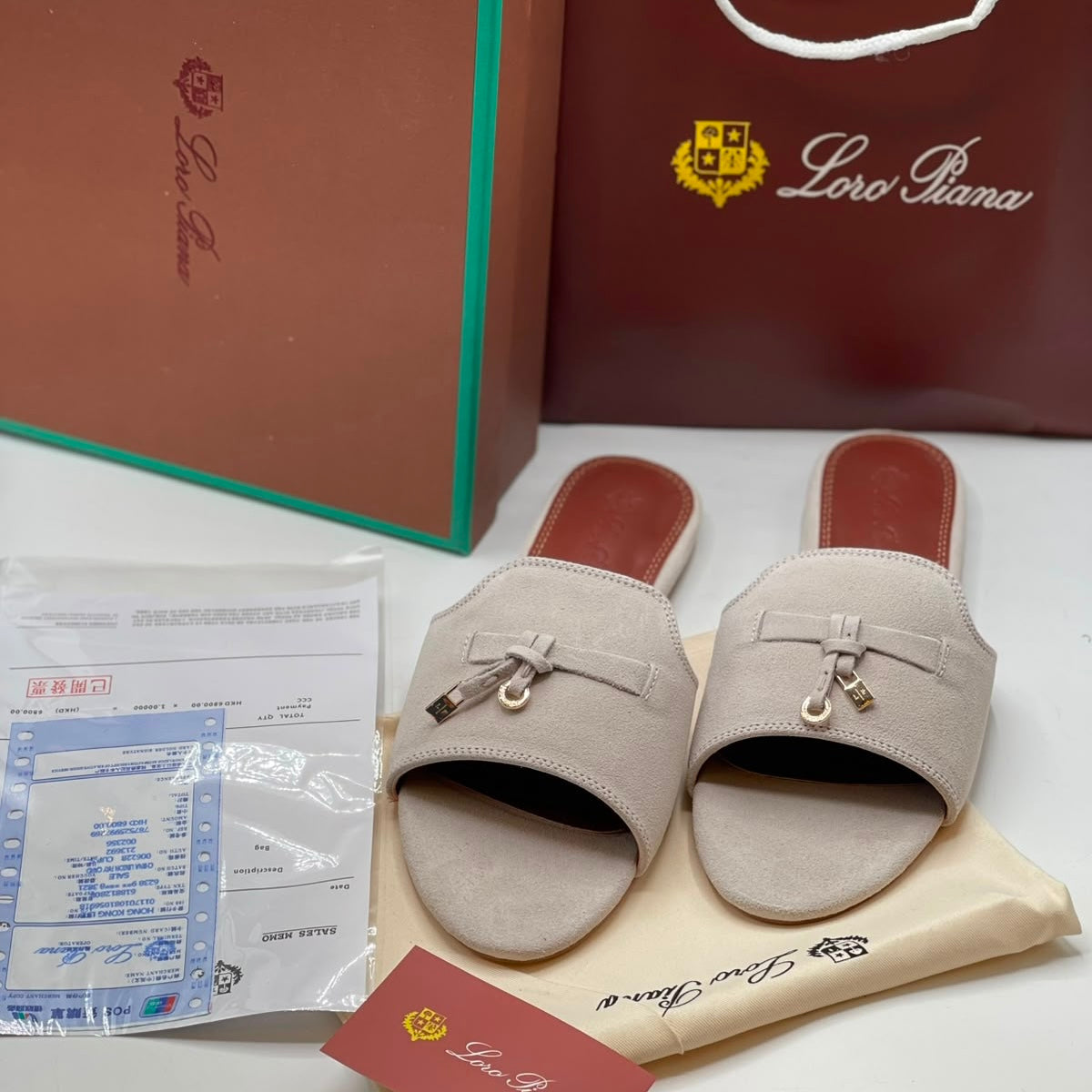 LORO PIANA SUMMER CHARMS - Box Packing