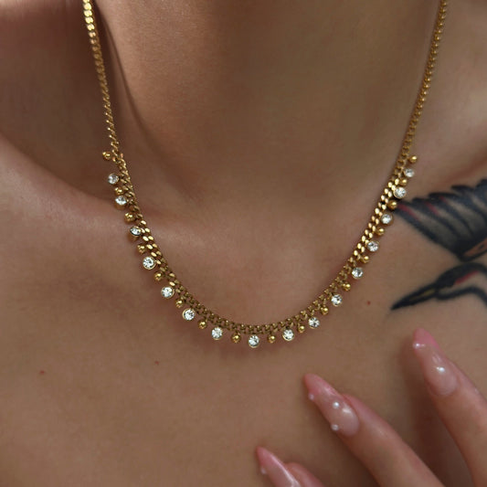 Dainty Solitaire Drop Curb Chain Necklace