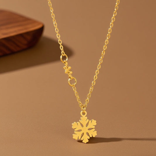 Dainty Winter Snowflake Pendant Necklace