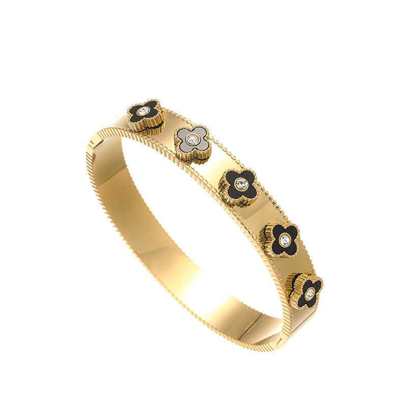 Vintage Multi-Clover Hinged Bangle