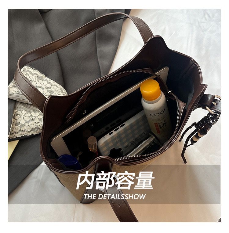 Seoul Space Tote