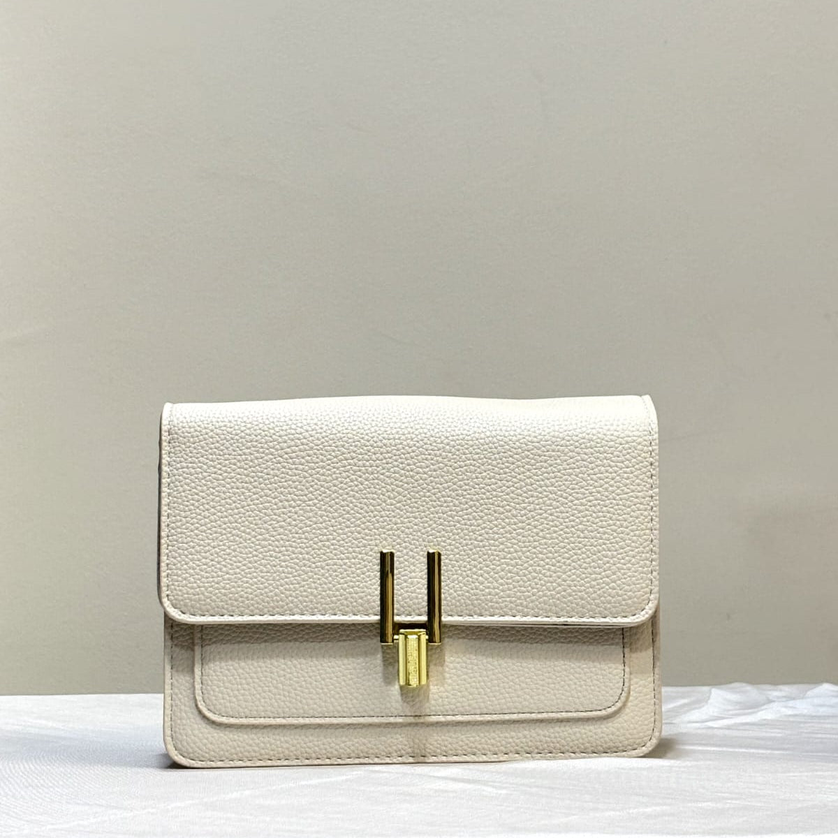 Zeph Crossbody