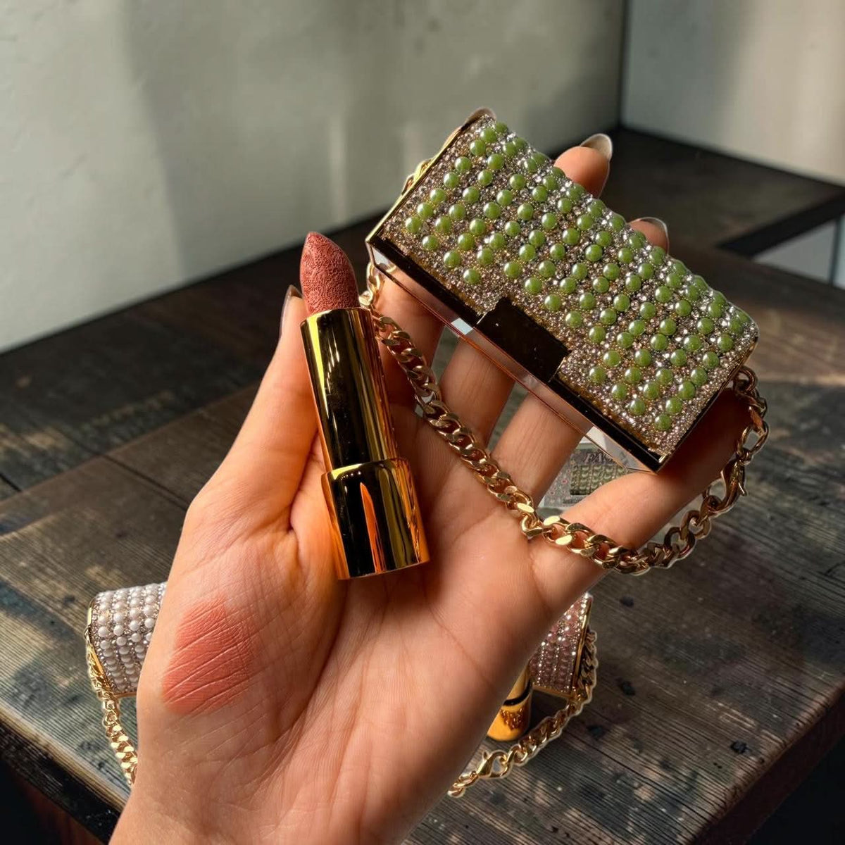 Bigger Bowie Fashion Bag Lipstick - The Effect Online