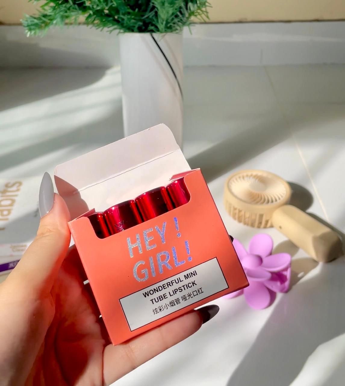 Heng Feng Hey Girl Lipstick 4 in 1