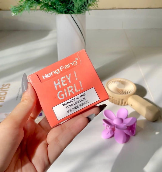 Heng Feng Hey Girl Lipstick 4 in 1