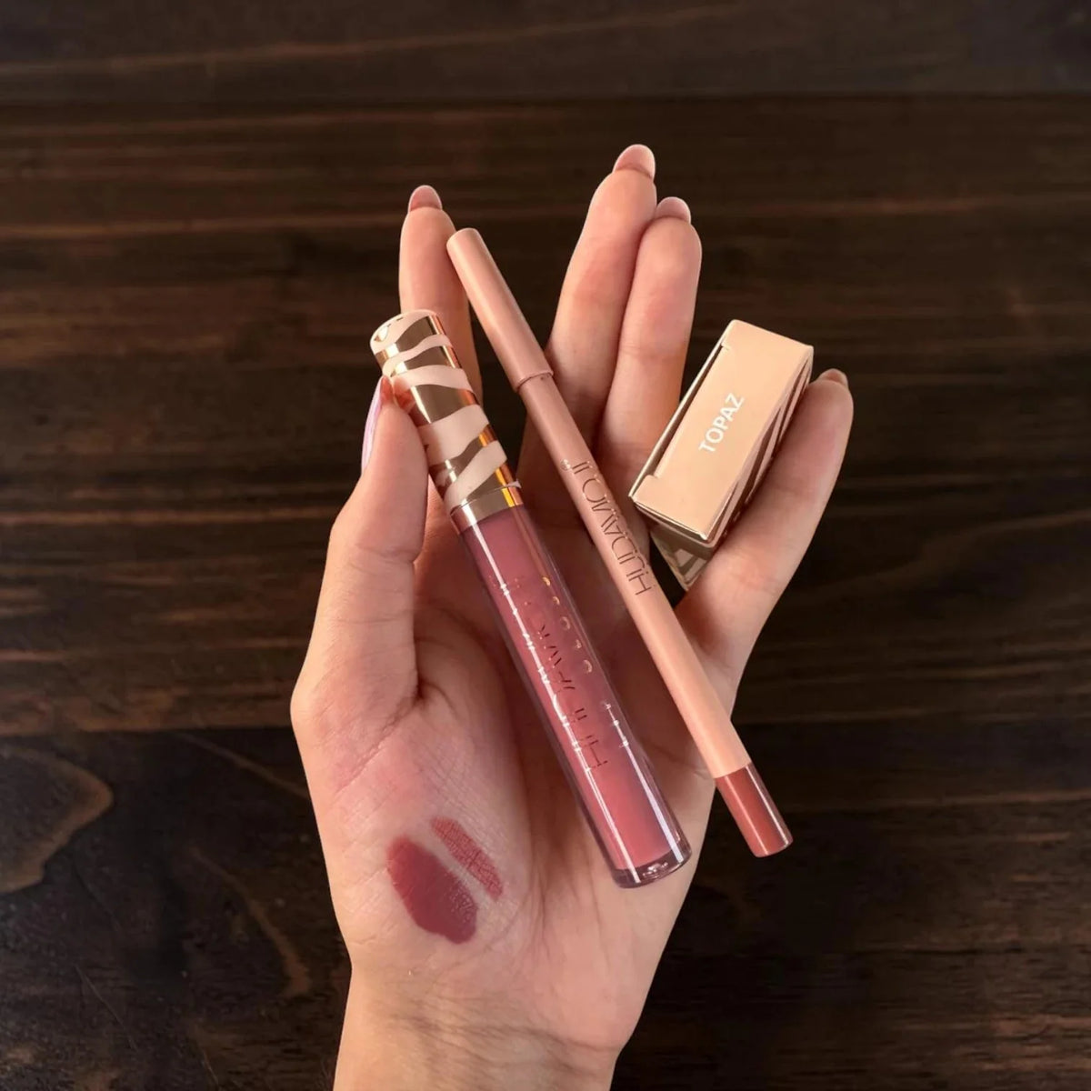 Huda Moji 2 in 1 Lip Liner & Gloss - The Effect Online