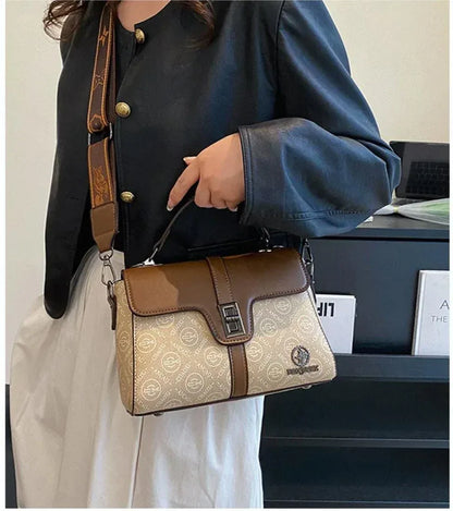 Aurila Crossbody