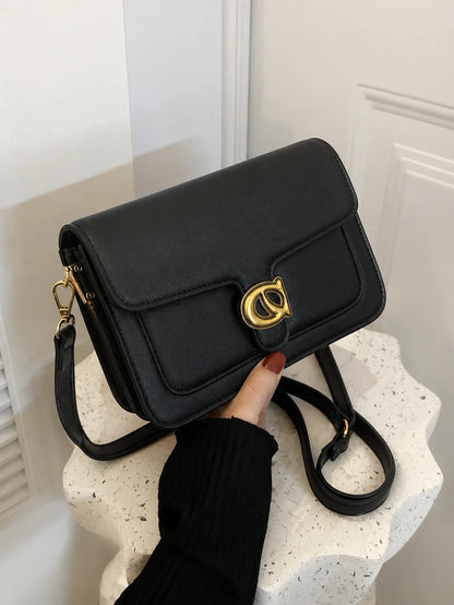Vallen Crossbody
