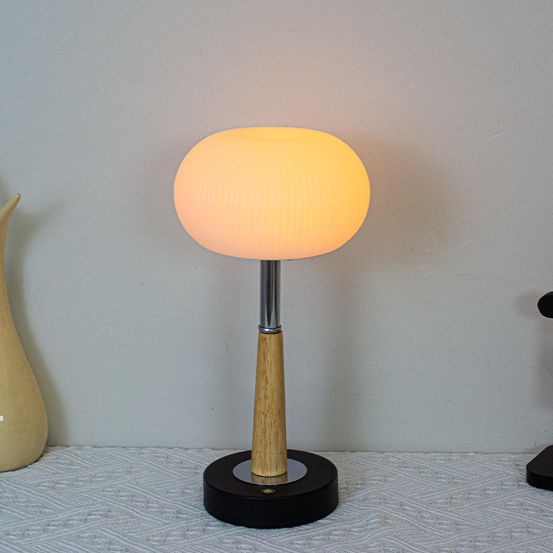 Retro Wooden Ambient Lamp – Rechargeable & Wireless