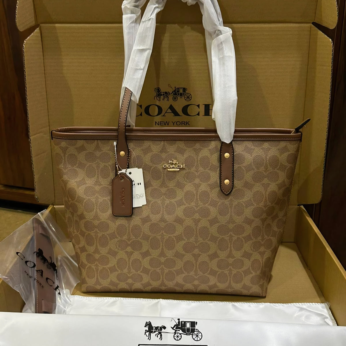 Coach City Tote Bag- Box Packing