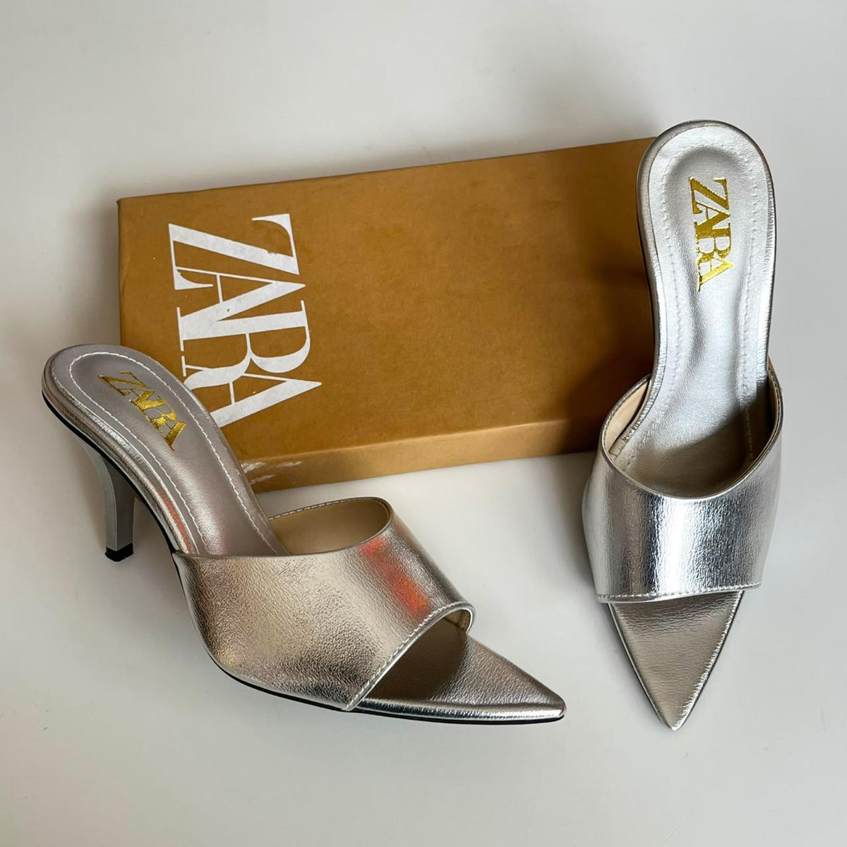 ZARA Heels- Box Packing