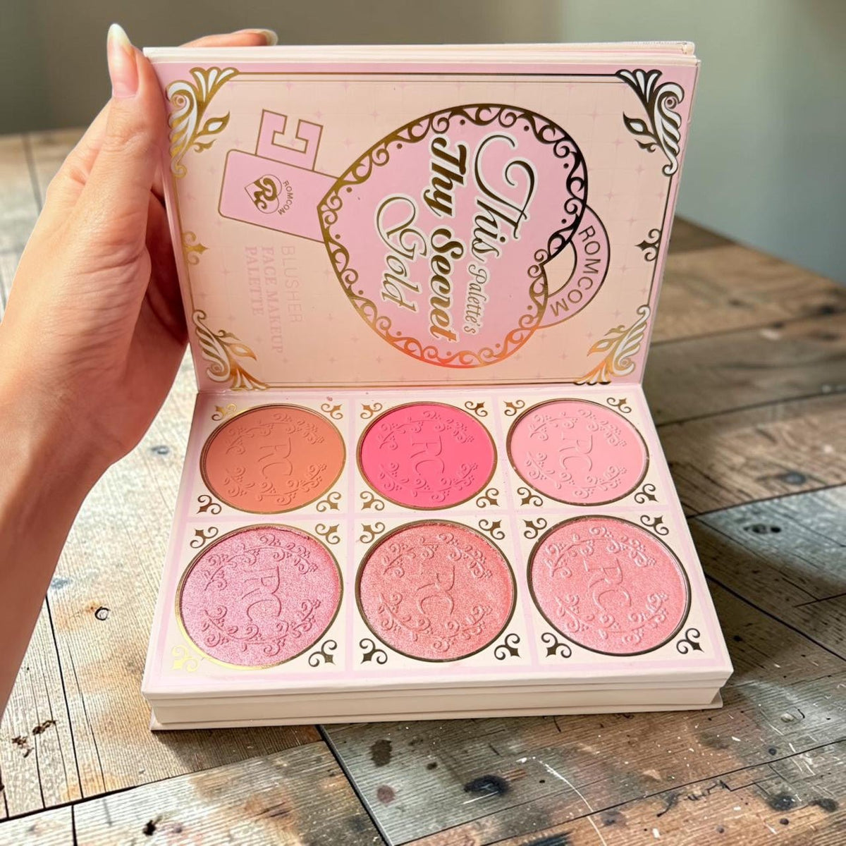 RomCom Key to the Glory – All-in-One Makeup Book Palette