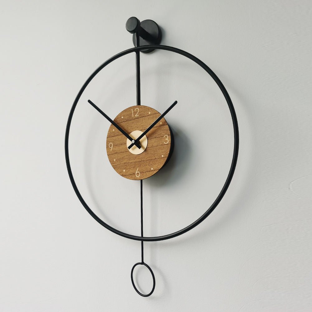 Round Metal Pendulum Clock