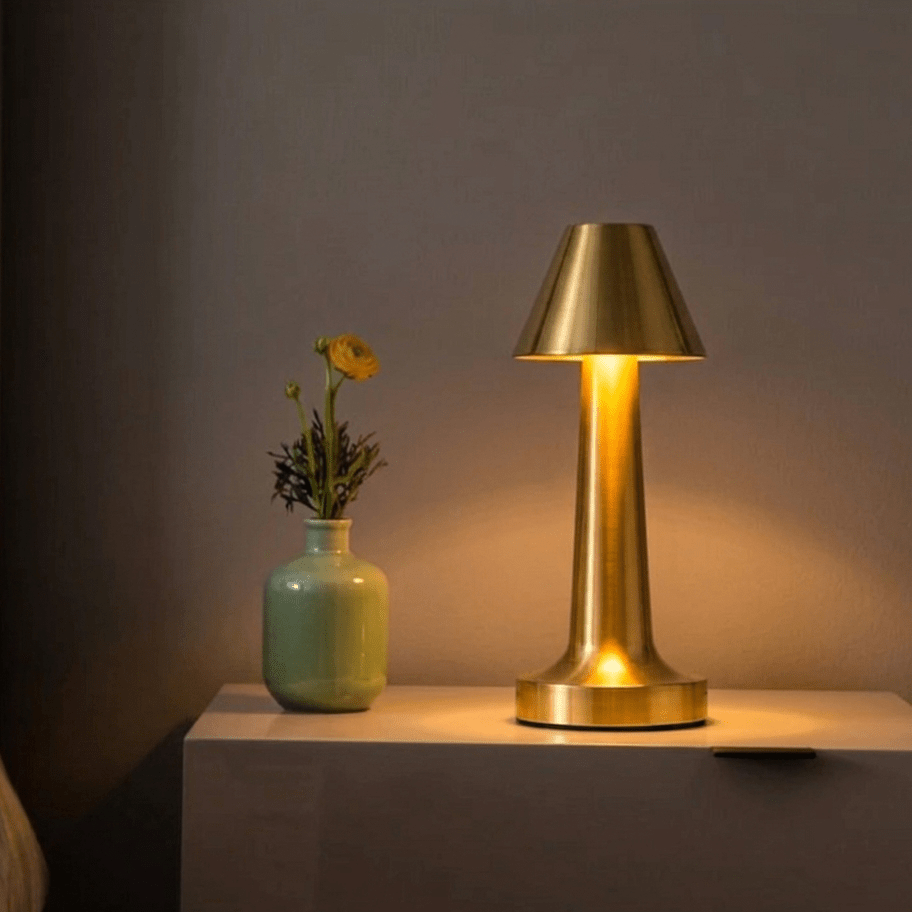 SleekAura Touch Table Lamp – Modern Rechargeable Lamp