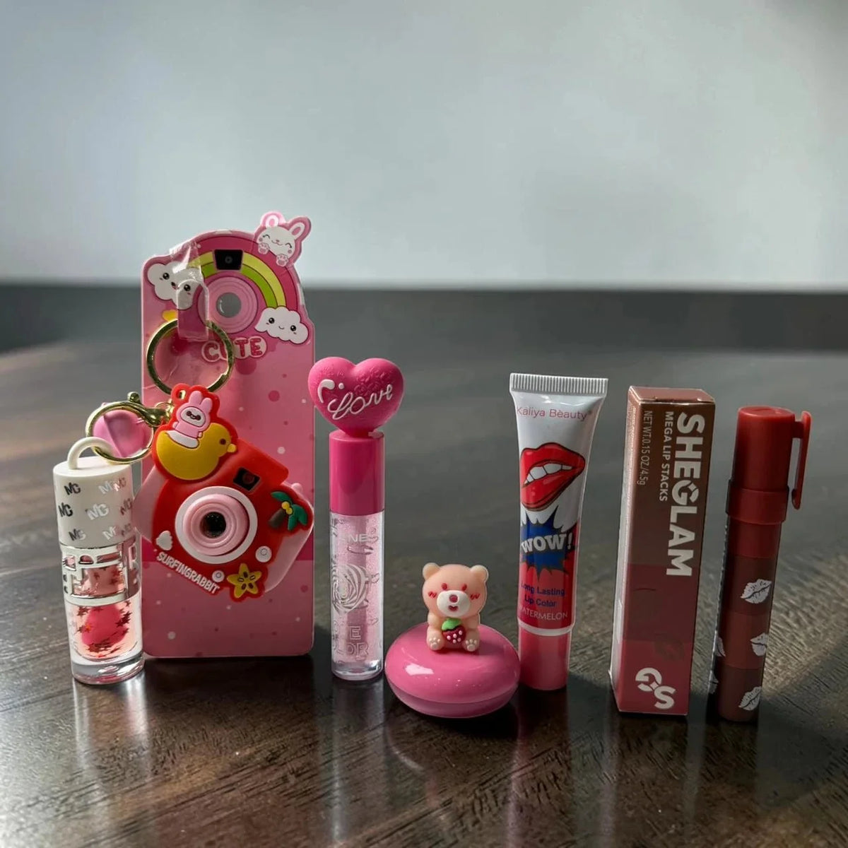 The Snap And Glam Kit