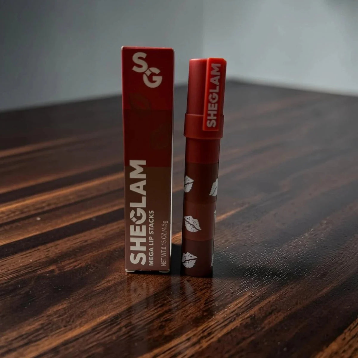 The Snap And Glam Kit